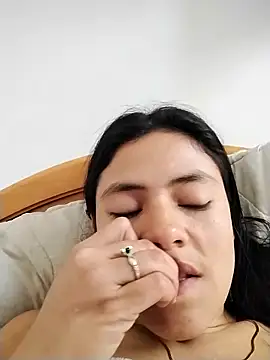 Snapshot of DirtyDuet_ chatting on February 2026 02:40:02 PM DirtyDuet online show from February 2026 02:40:02 PM