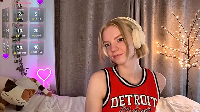 Snapshot of Marry_Sornatiko chatting on May 2026 03:51:02 PM Marry Sornatiko online show from May 2026 03:51:02 PM