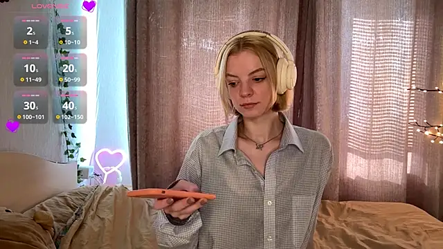 Snapshot of Marry_Sornatiko chatting on May 2026 02:57:02 PM Marry Sornatiko online show from May 2026 02:57:02 PM