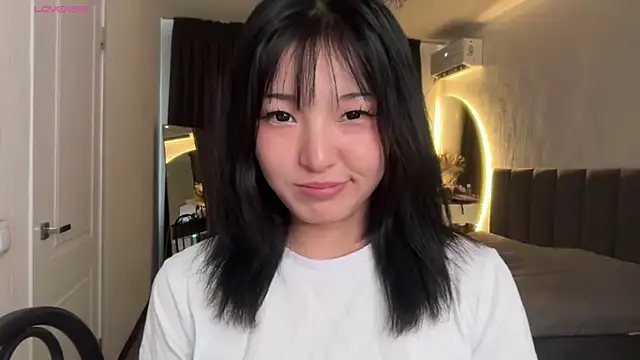 minnie joy online show from May 2026 01:04:02 PM