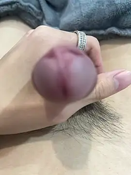 NniuAh online show from February 2026 10:58:01 AM