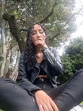 Snapshot of keylatiff chatting on April 2026 08:28:02 PM keylatiff online show from April 2026 08:28:02 PM