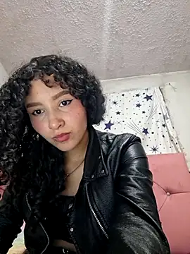 Snapshot of keylatiff chatting on April 2026 02:56:01 AM keylatiff online show from April 2026 02:56:01 AM