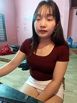 Myna5790 online show from March 2026 11:30:02 PM