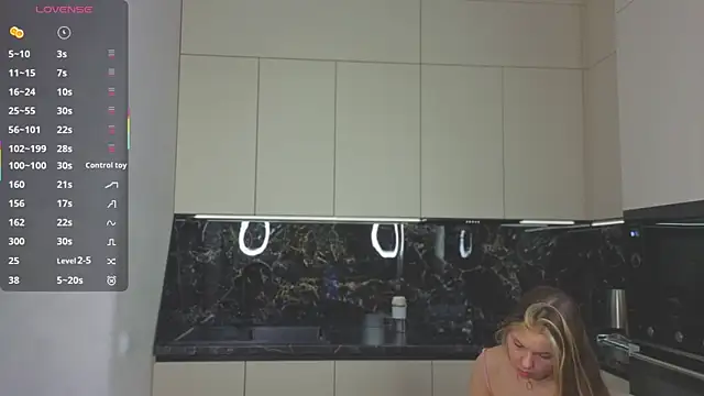 HinaVibe online show from March 2026 03:17:02 PM