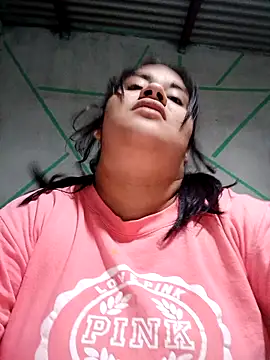 Orianamzn21 online show from May 2026 10:16:01 PM