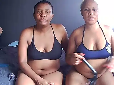 CocoAssDuo online show from February 2026 11:30:01 AM