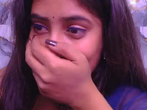Aayesha-queen online show from April 2026 12:29:02 PM