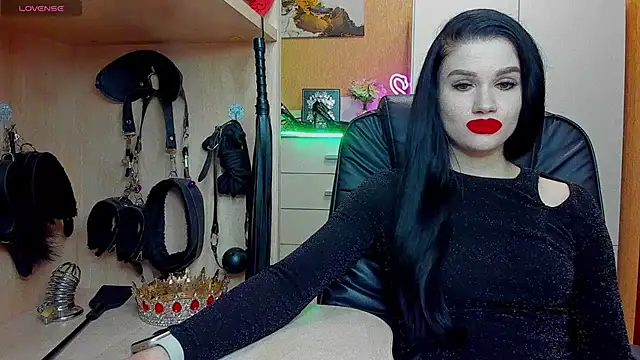 KristiTopxx online show from April 2026 05:52:01 PM