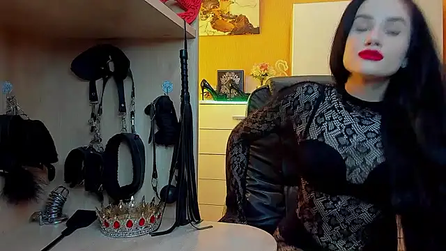 KristiTopxx online show from May 2026 12:43:02 PM