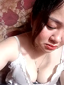 Snapshot of Meo-catwet chatting on April 2026 01:05:01 AM Meo-catwet online show from April 2026 01:05:01 AM