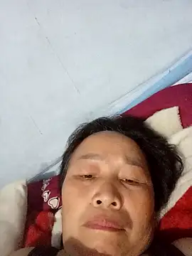 heesuu11 online show from May 2026 09:56:02 PM