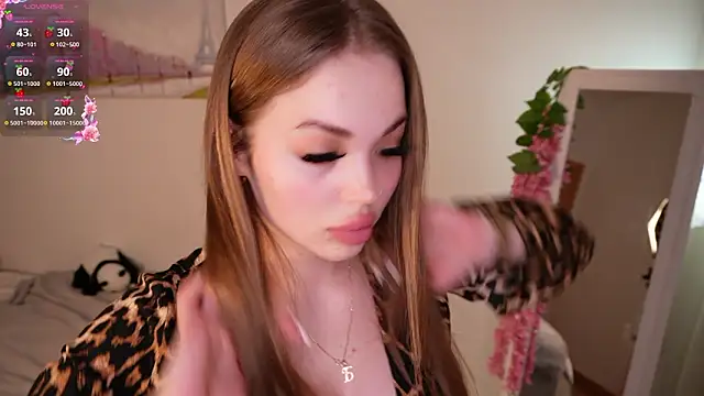 ScarlettEverly online show from February 2026 02:05:02 PM