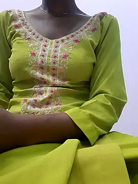 Snapshot of Karishma_88 chatting on February 2026 05:17:02 AM Karishma 88 online show from February 2026 05:17:02 AM