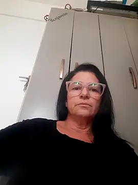Camilegaucha online show from April 2026 06:38:01 PM