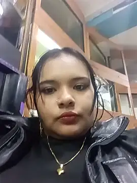 Emily Rouse23 online show from May 2026 11:44:01 PM