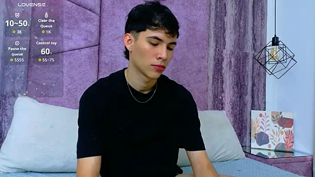 AronTawers online show from April 2026 07:27:01 PM