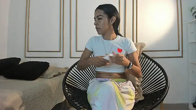 emily gaviria1 online show from May 2026 12:10:01 PM