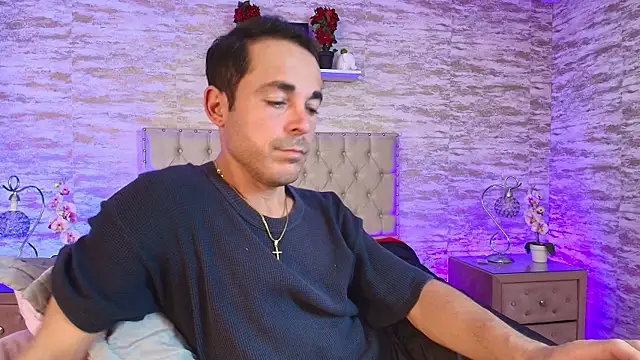 Adams Sanz online show from April 2026 09:39:33 PM