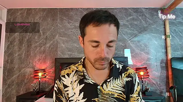 Adams Sanz online show from April 2026 08:21:01 PM