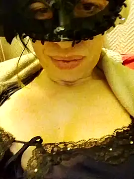 lily2022 online show from February 2026 09:12:02 PM