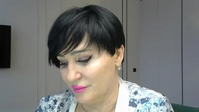 Snapshot of Kleotempt chatting on May 2026 12:40:02 AM Kleotempt online show from May 2026 12:40:02 AM