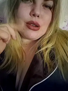 Snapshot of AminkaLov chatting on February 2026 07:02:02 PM AminkaLov online show from February 2026 07:02:02 PM