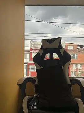 Nahomy firee online show from February 2026 07:59:02 PM