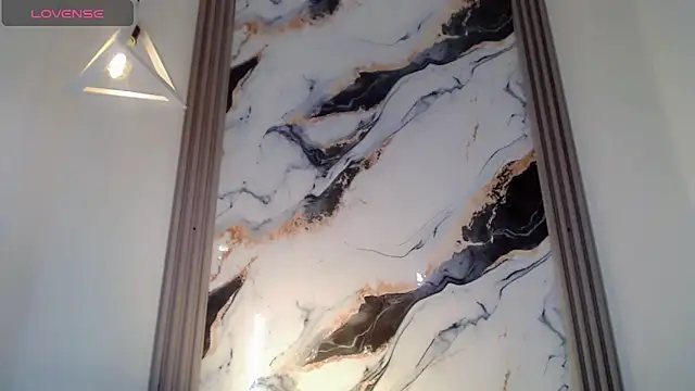 Emma Boms online show from March 2026 03:23:01 AM