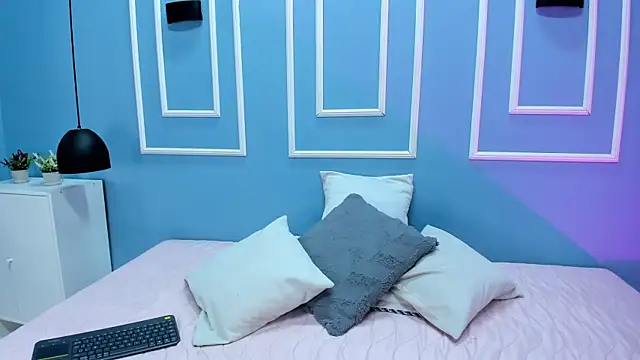 Snapshot of julieta_zc chatting on February 2026 03:37:02 AM julieta zc online show from February 2026 03:37:02 AM