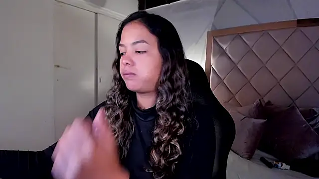 dulce lyraa1 online show from June 2026 04:28:02 AM