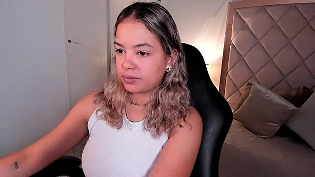 dulce lyraa1 online show from July 2026 06:47:02 AM