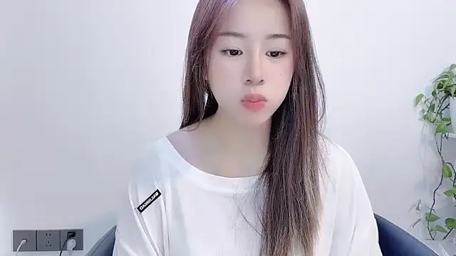 Snapshot of Baixi-01 chatting on March 2026 04:02:02 AM Baixi-01 online show from March 2026 04:02:02 AM