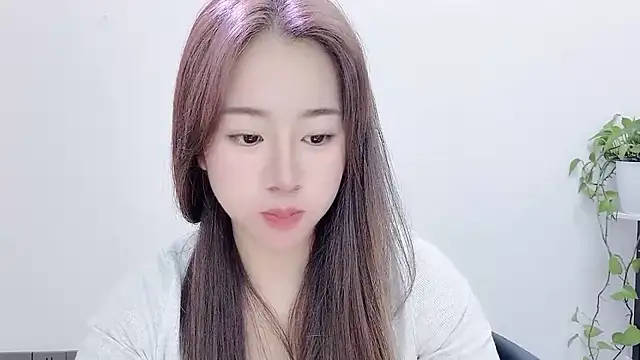 Snapshot of Baixi-01 chatting on April 2026 04:46:02 AM Baixi-01 online show from April 2026 04:46:02 AM