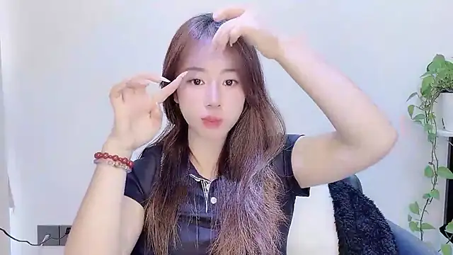 Snapshot of Baixi-01 chatting on May 2026 04:19:01 AM Baixi-01 online show from May 2026 04:19:01 AM