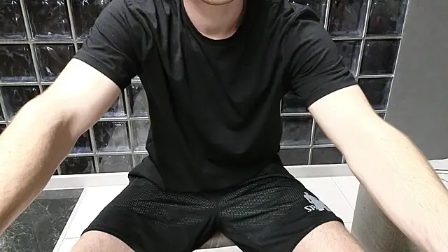 chantatummm online show from April 2026 07:49:01 PM