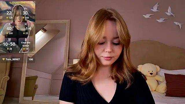 ElaraVance online show from May 2026 05:02:02 AM