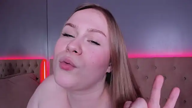 stacy moorex online show from April 2026 08:57:02 PM
