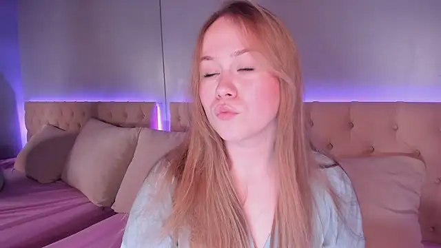 stacy moorex online show from May 2026 08:48:02 PM