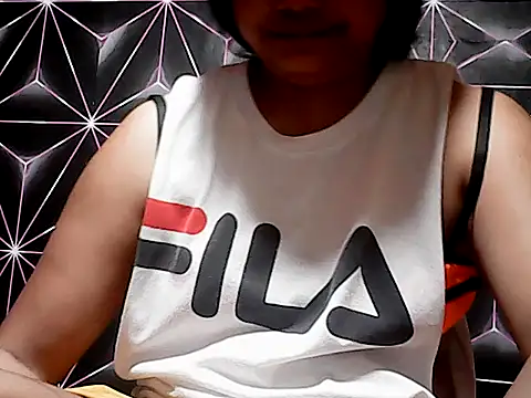 Flowerbebe online show from May 2026 07:21:01 PM