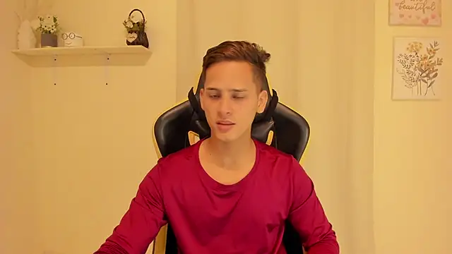 sexy andres01 online show from May 2026 04:32:02 AM