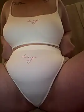 Snapshot of Alexabluex chatting on February 2026 08:08:02 PM Alexabluex online show from February 2026 08:08:02 PM