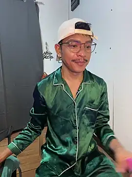 Snapshot of asian_darlingcummersxXx chatting on June 2026 03:54:02 PM asian darlingcummersxXx online show from June 2026 03:54:02 PM