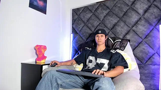 TonyBenedetti online show from March 2026 10:42:02 AM