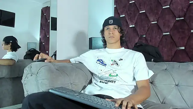 TonyBenedetti online show from April 2026 10:03:02 PM