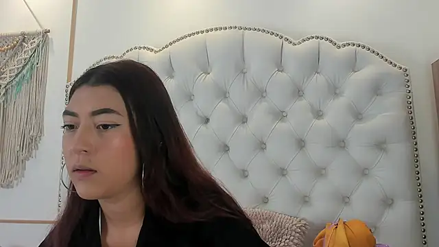Sara funy online show from April 2026 11:16:02 AM