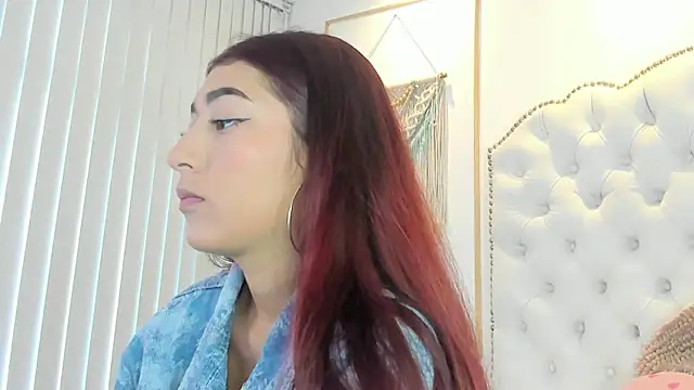 Sara funy online show from May 2026 11:28:02 AM