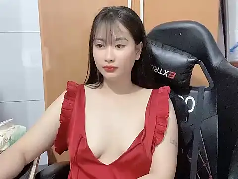 Sunny2868 online show from February 2026 05:19:01 AM