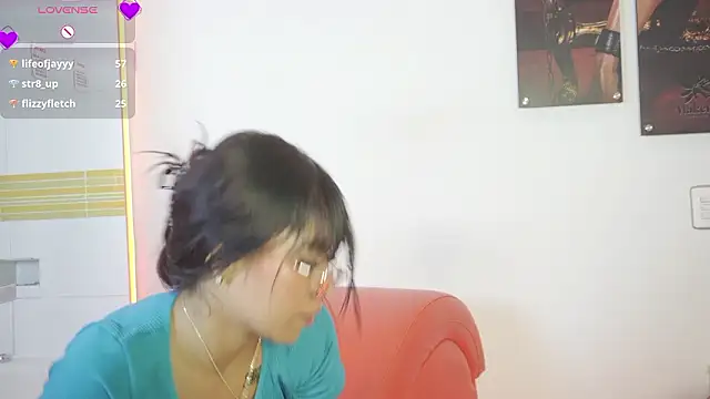 Petitte Mussa online show from March 2026 02:04:02 AM