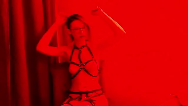 SweetAnnaX online show from June 2026 11:29:02 PM